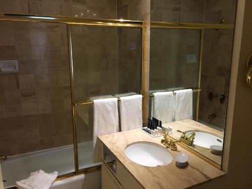 Kensington Park Hotel image 12