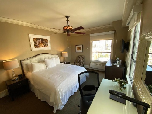 Kensington Park Hotel image 25